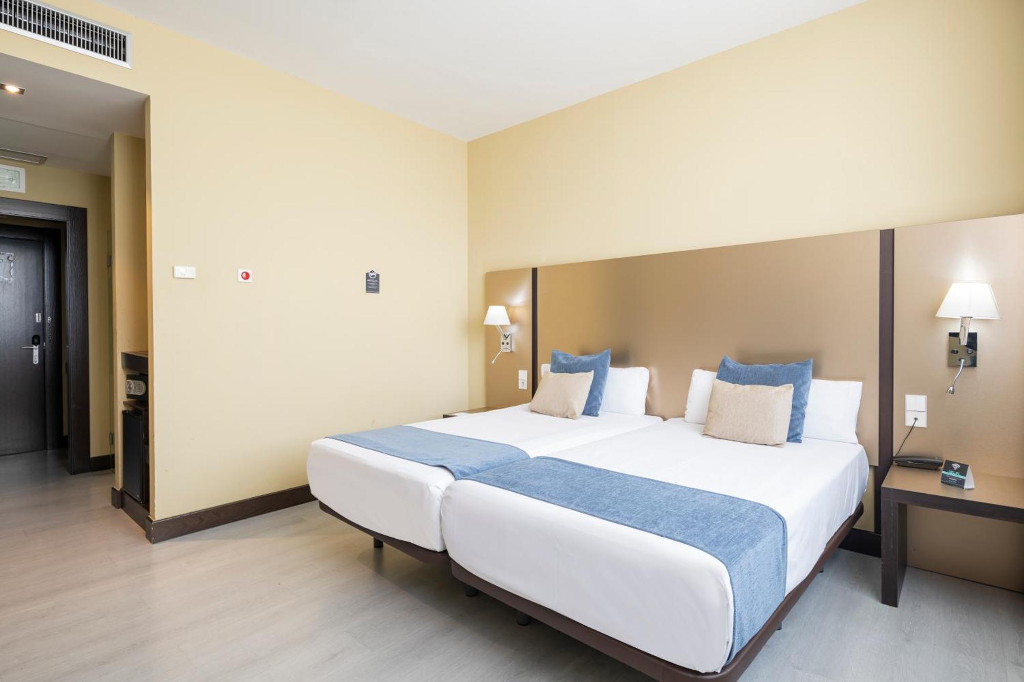 Hotel Alda Route 42 Illescas Exterior foto