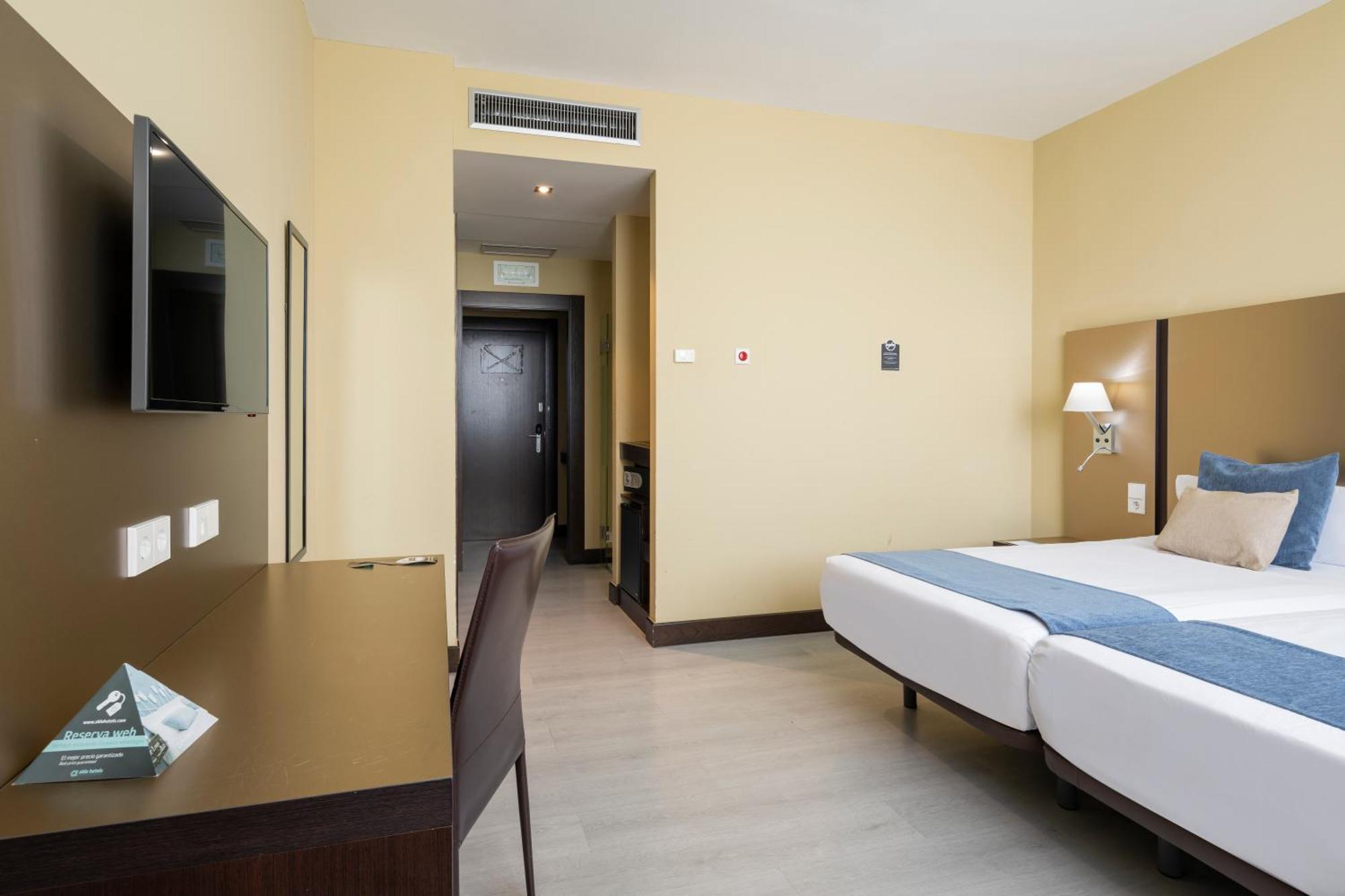 Hotel Alda Route 42 Illescas Exterior foto